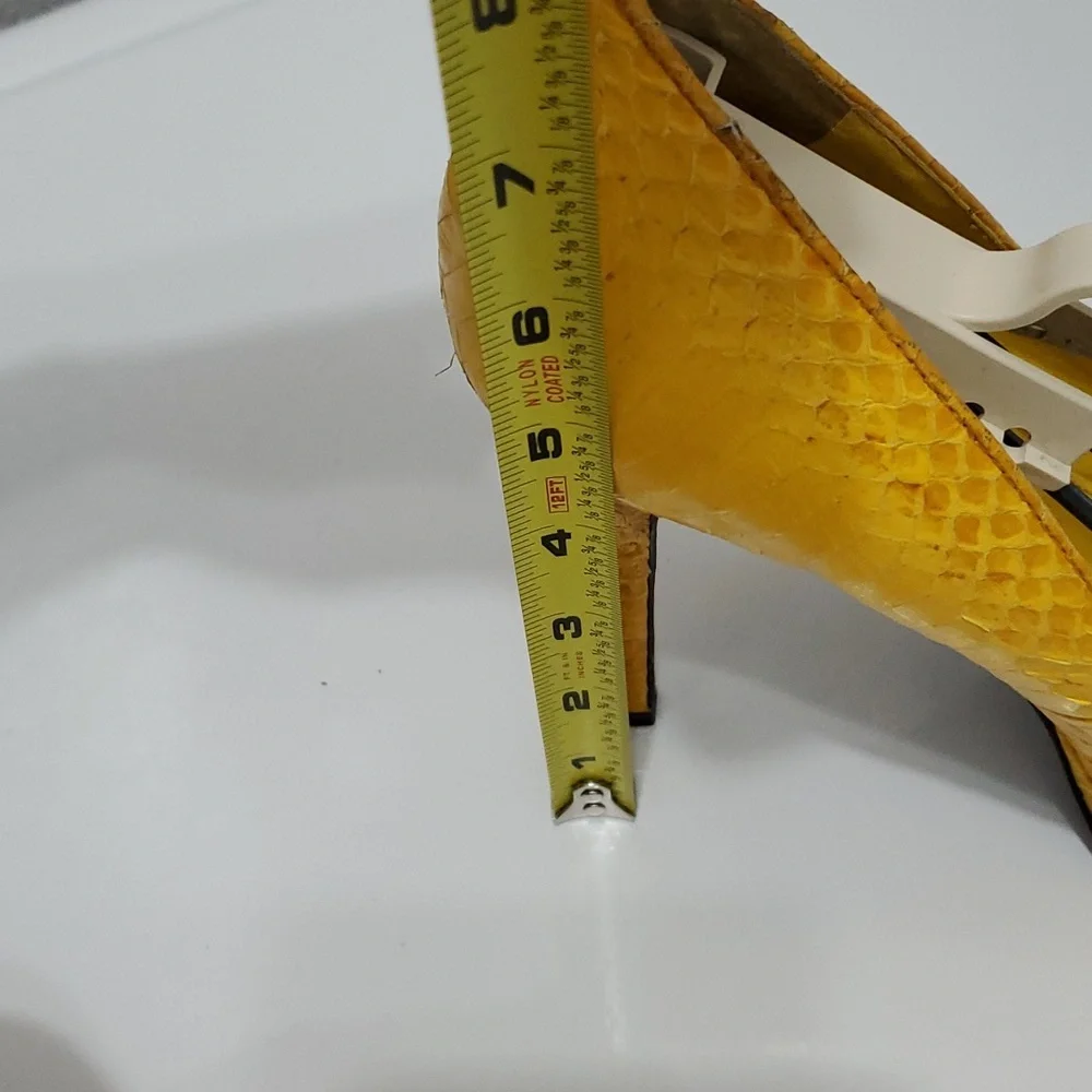 Ralph Lauren reptile shoes. Kailee stiletto pumps. Size 9B. - Picture 11 of 13